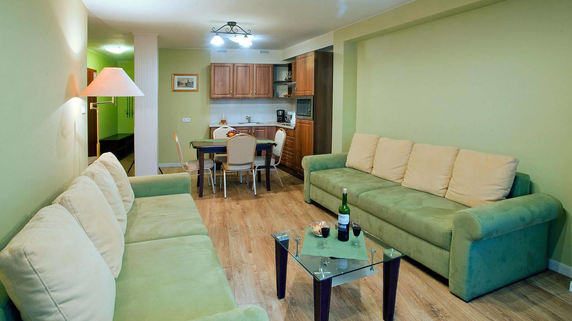 Apartamenty Centrum Villa Perla Jelenia Gora Luaran gambar